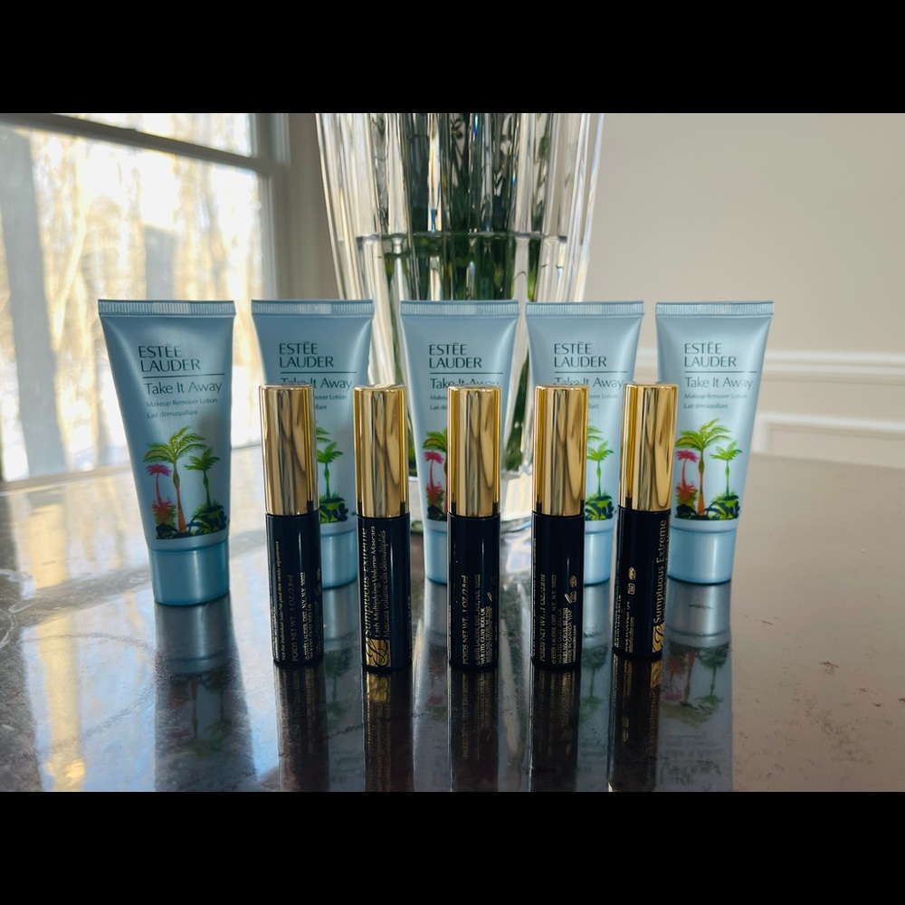 Estée Lauder makeup bundle